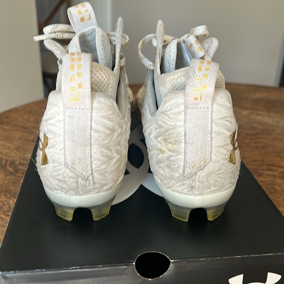 Under Armour football cleats. Used size men’s 9 - Picture 3 of 8